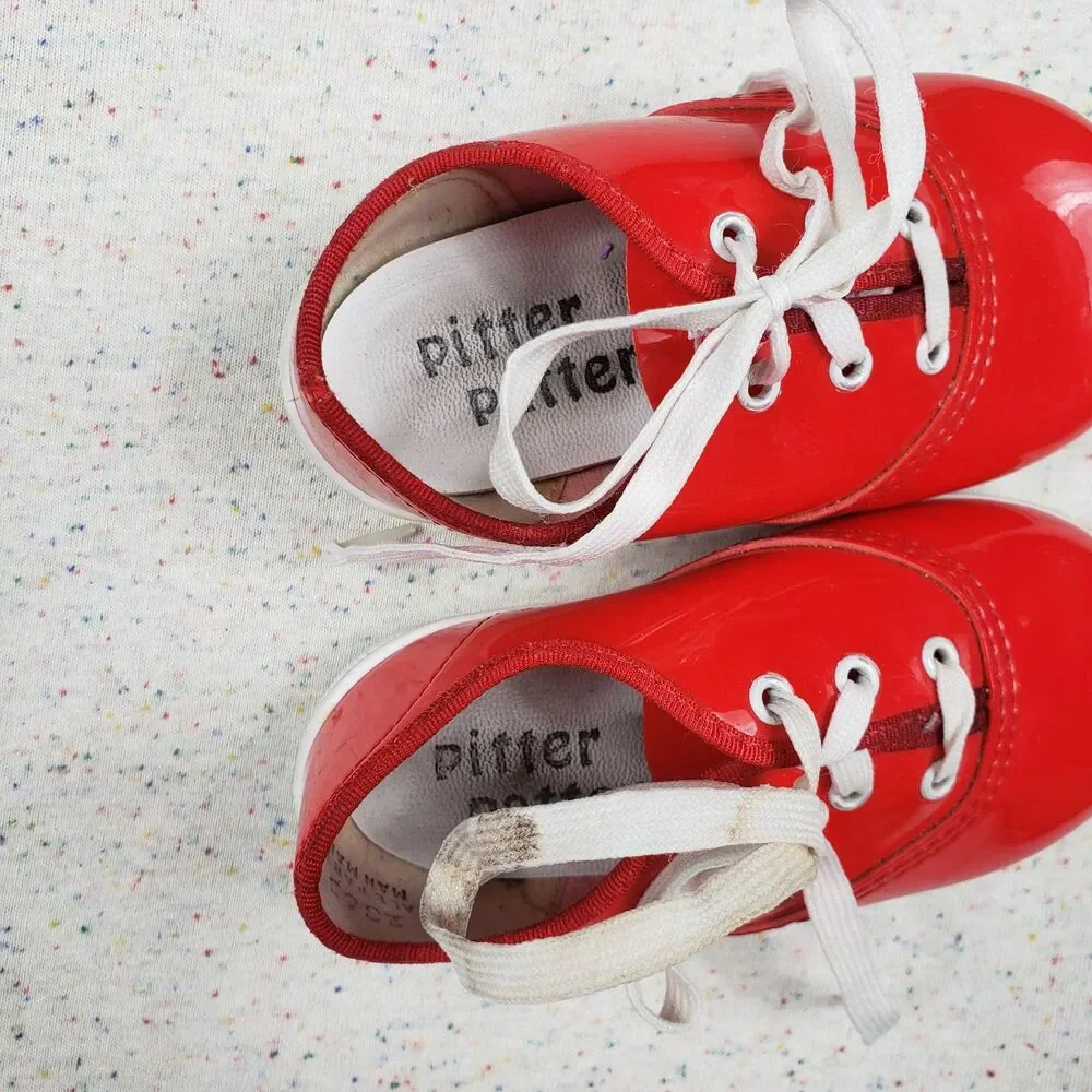 Vintage red patent leather baby shoes 4